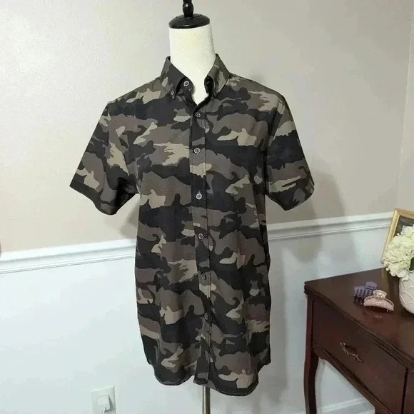 2/$10 Ethanol Camo Button Down - Picture 1 of 4